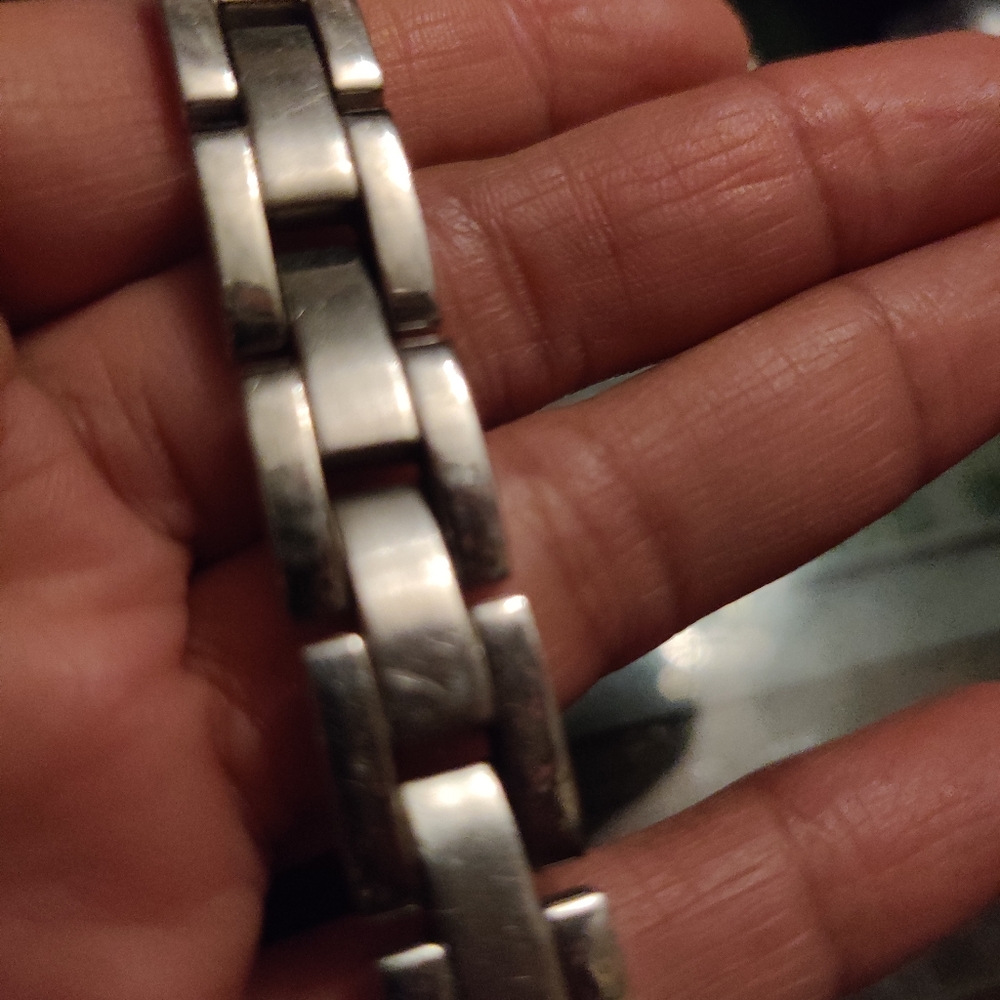 Unisex stainless steel bracelet